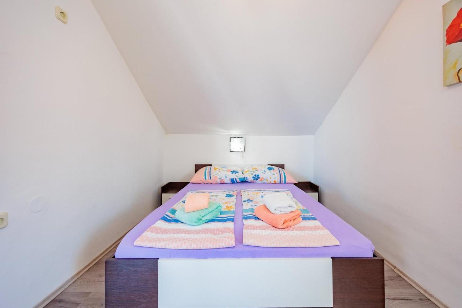 Crowonder Lucky Holiday House With Pool And Patio 30 Meters From The Beach Zadar Eksteriør bilde
