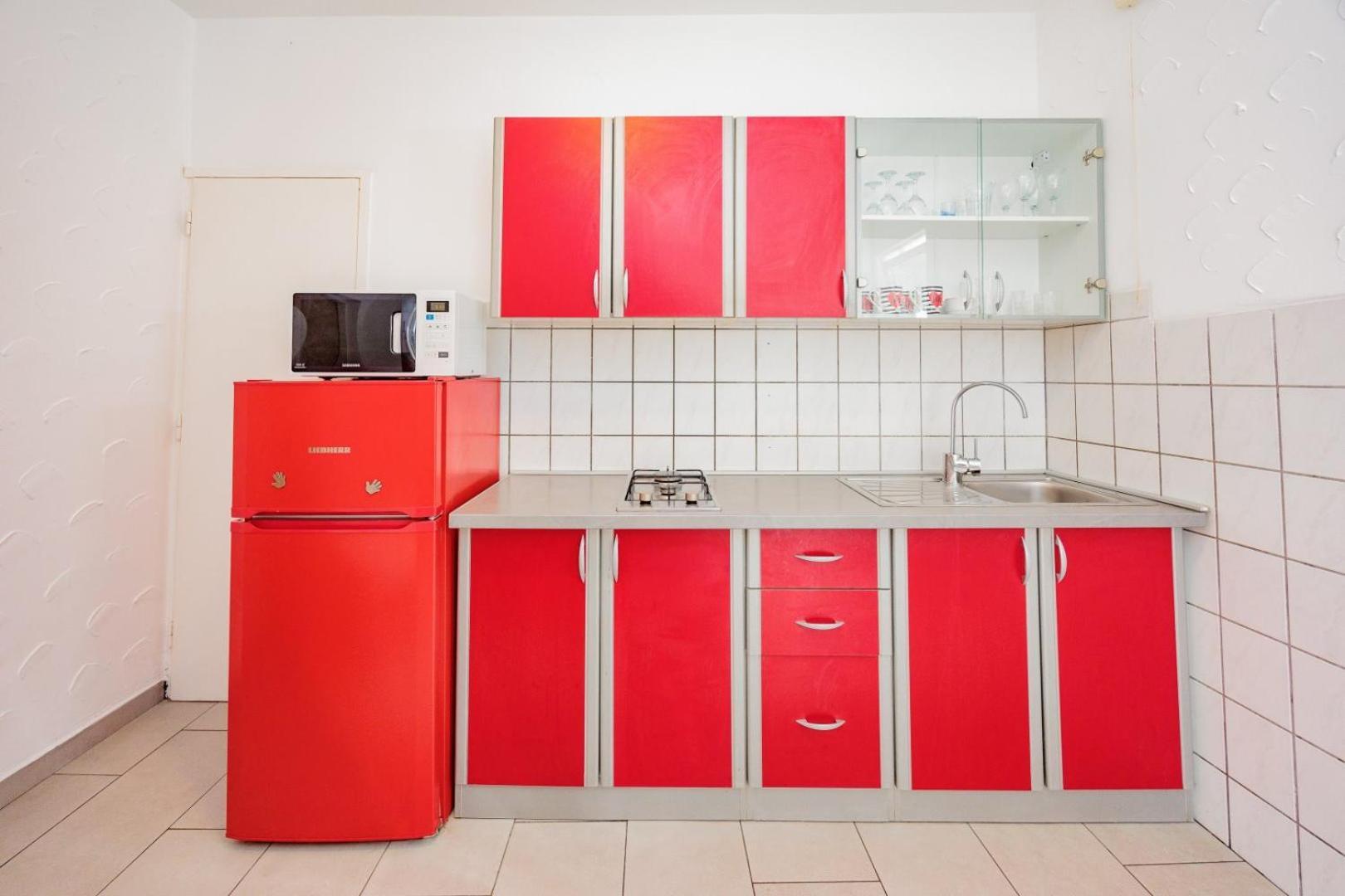 Crowonder Lucky Holiday House With Pool And Patio 30 Meters From The Beach Zadar Eksteriør bilde